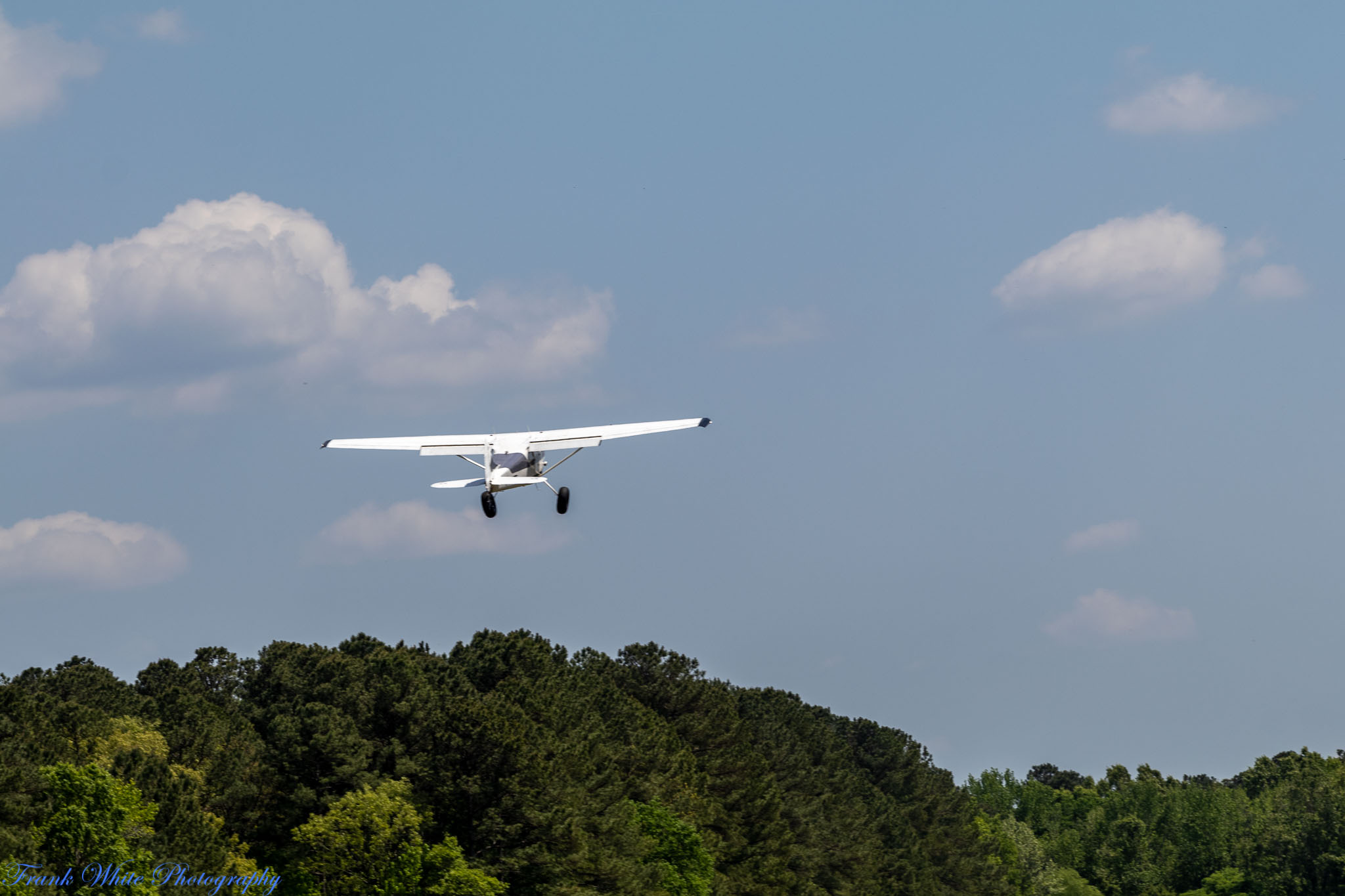 8NC8-Lake-Ridge-Fly-in-April-23rd-0642.jpg