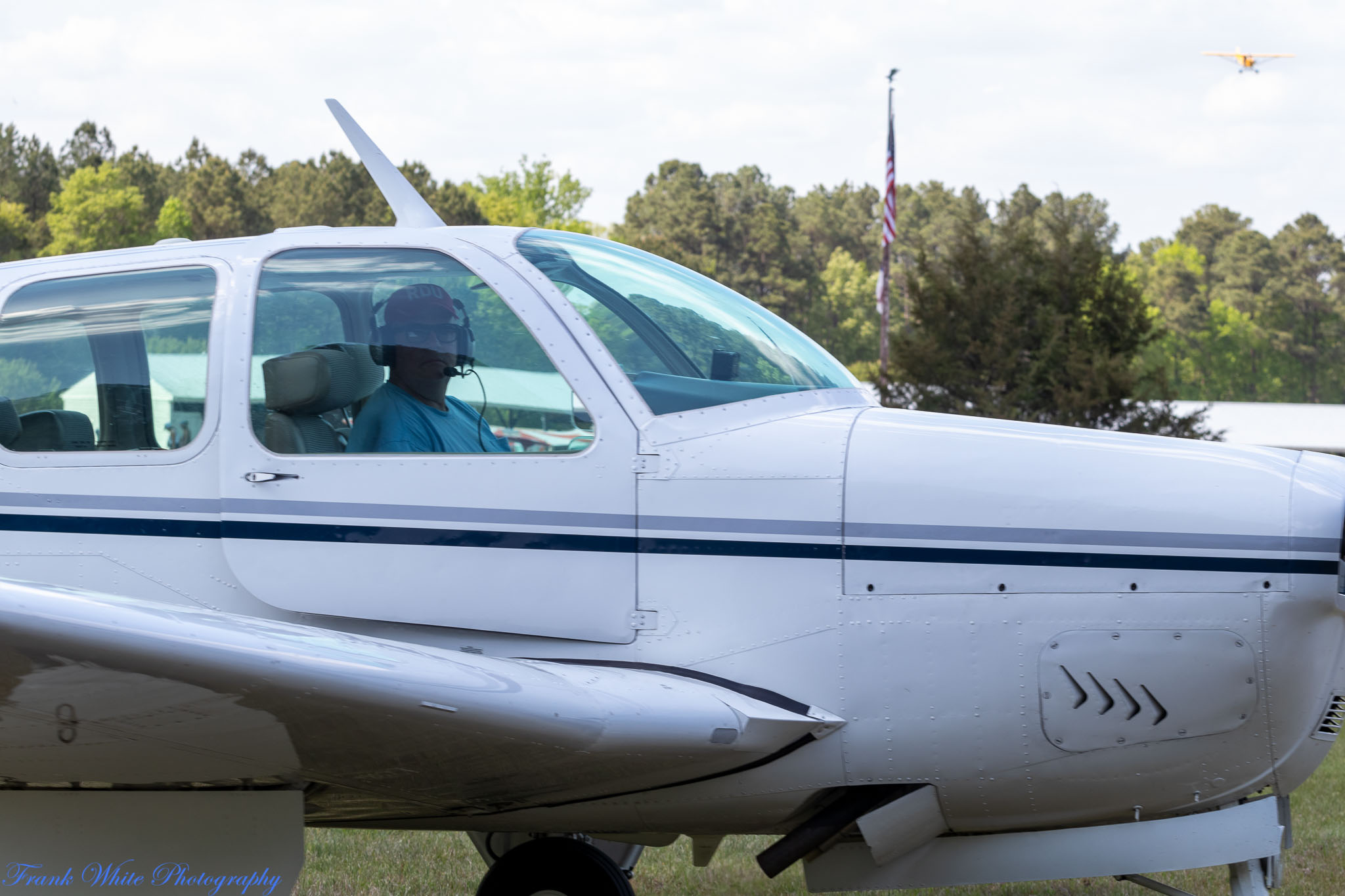 8NC8-Lake-Ridge-Fly-in-April-23rd-0955.jpg