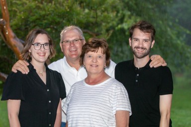 The-Overton-Family-2025--20.jpg